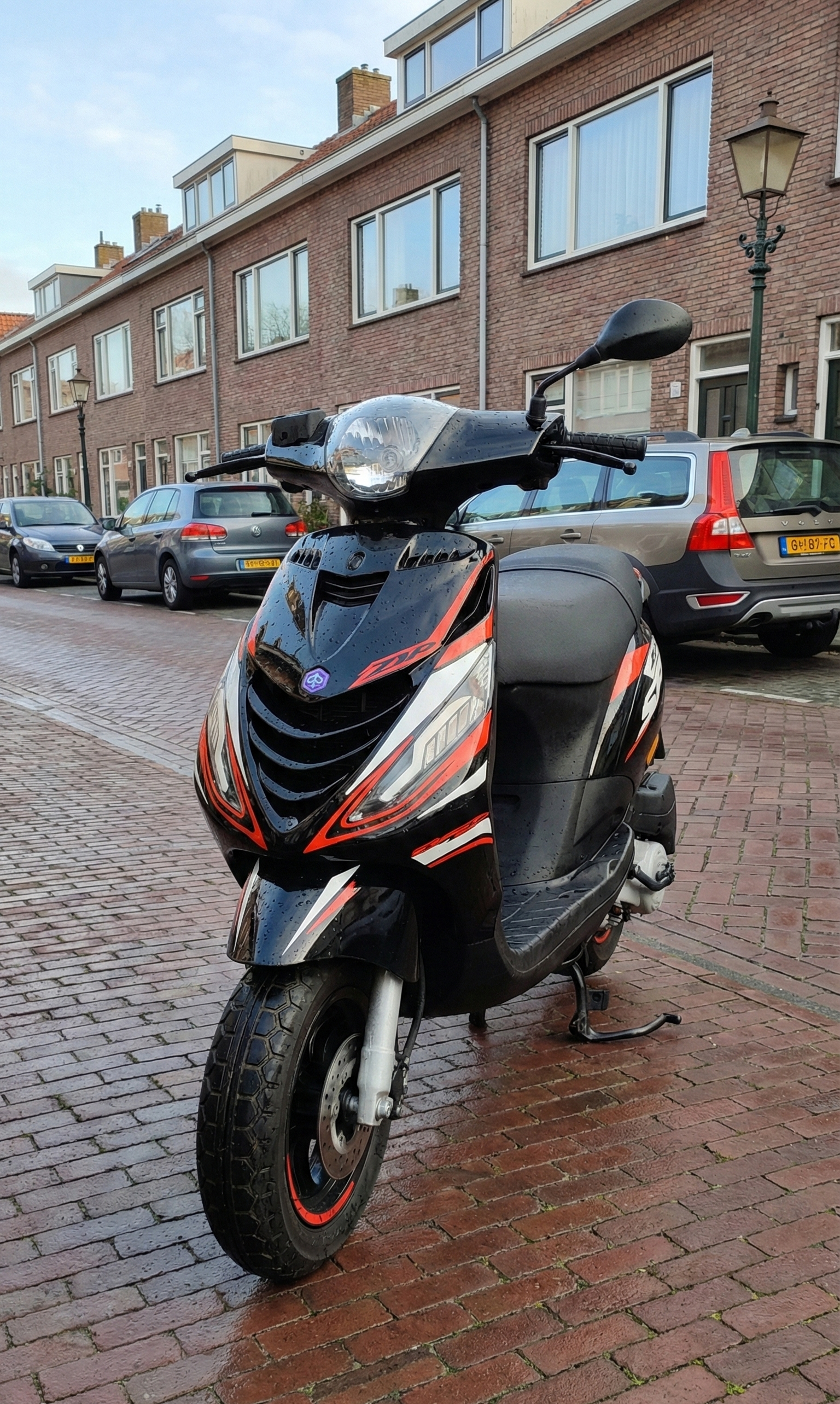 Night Rider - Piaggio Zip SP Graphics Kit