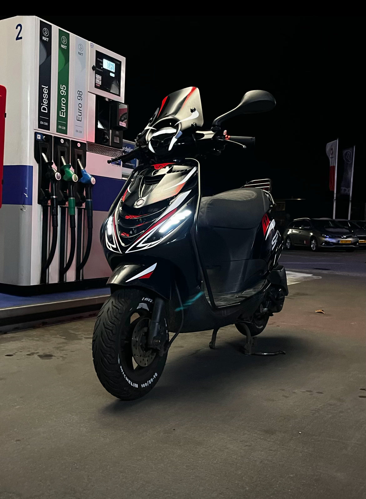 EVO V2 - Piaggio Zip SP Graphics Kit