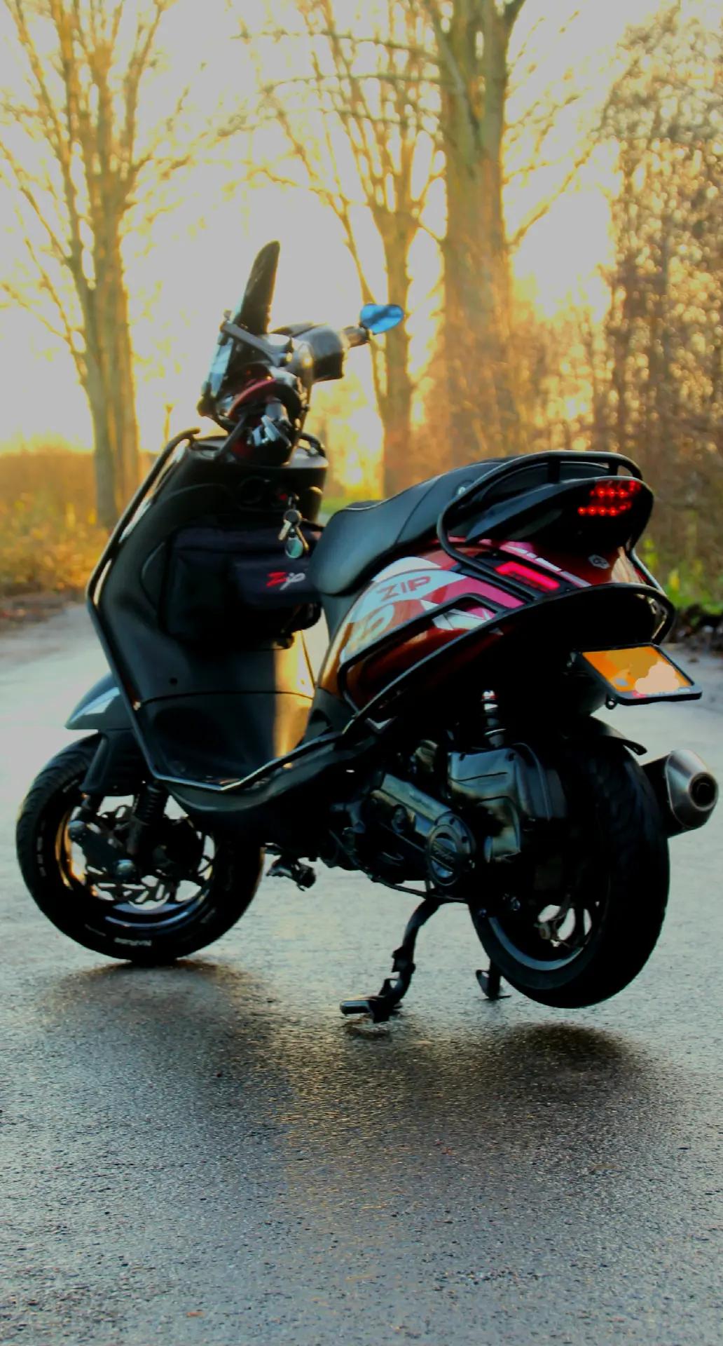 Midnight Ride - Piaggio Zip SP Graphics Kit – Zip Graphicz