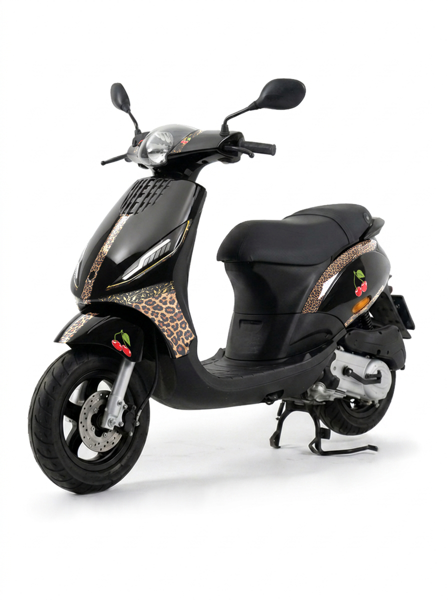 Panter print - Piaggio Zip Graphics Kit (Original Plastics)